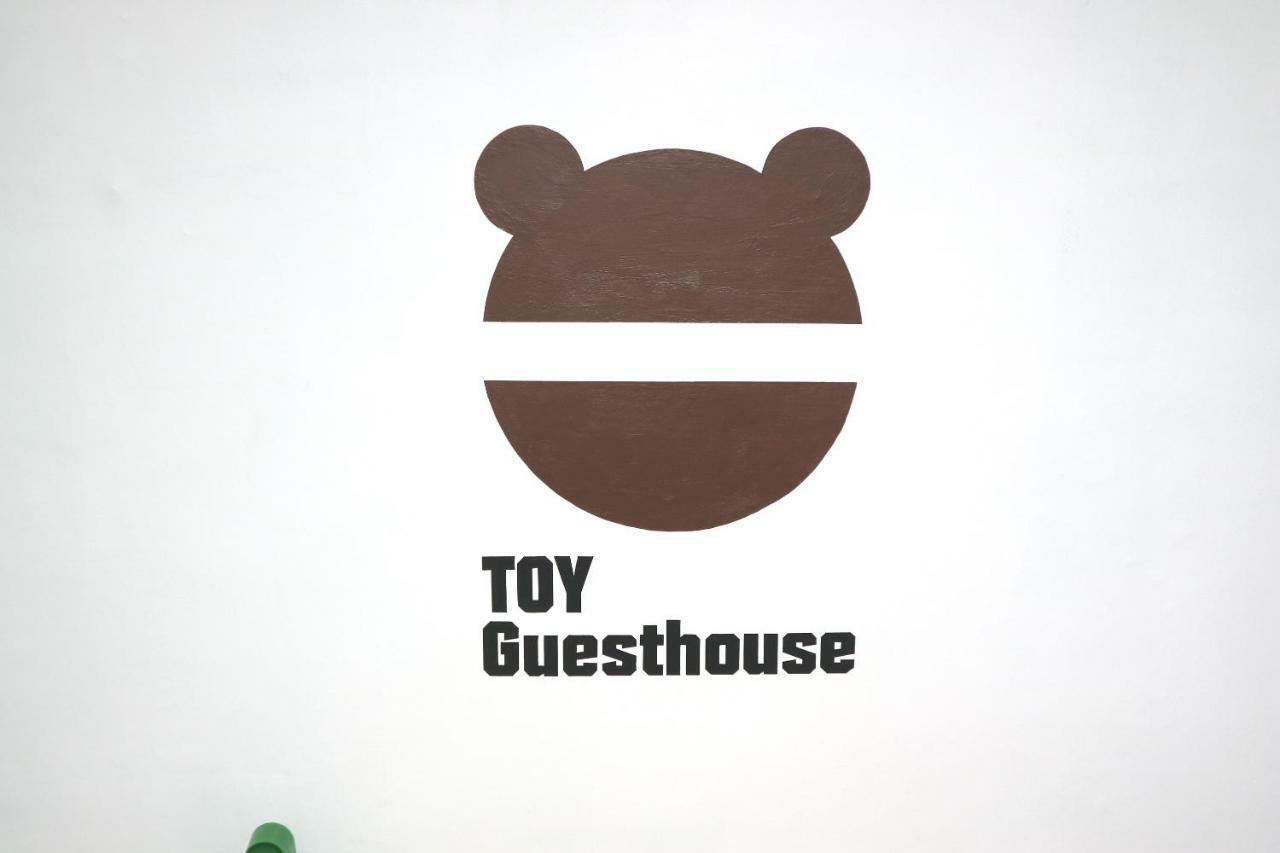 Toy Guesthouse Seoul Exteriör bild